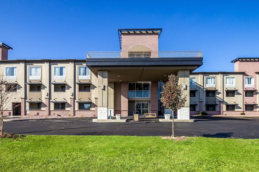 Quality Inn Milwaukee- Brookfield Esterno foto
