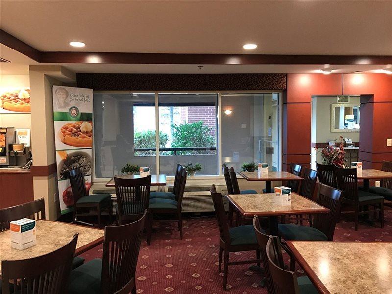 Quality Inn Milwaukee- Brookfield Esterno foto