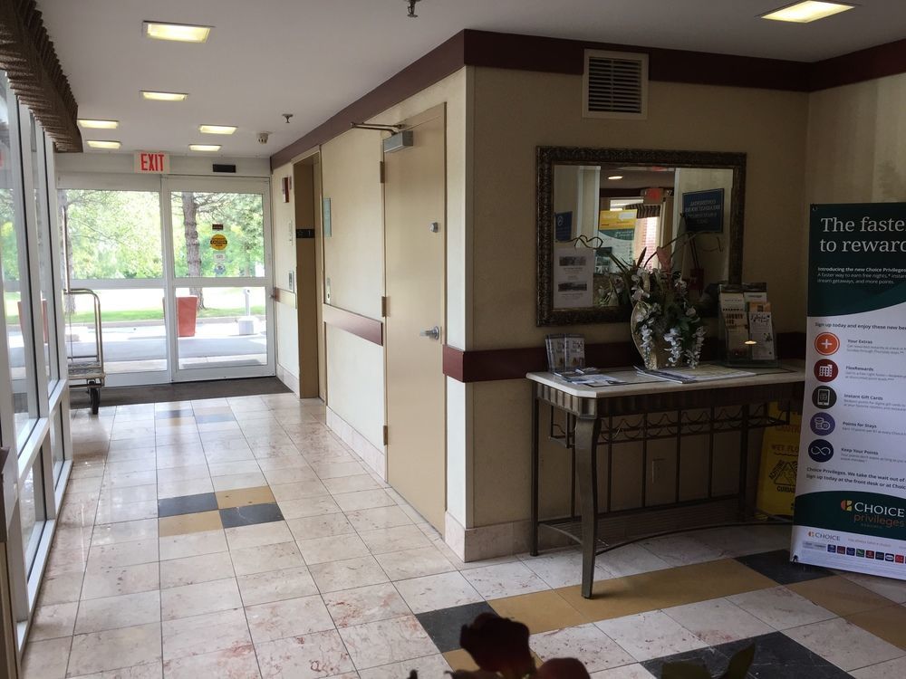 Quality Inn Milwaukee- Brookfield Esterno foto