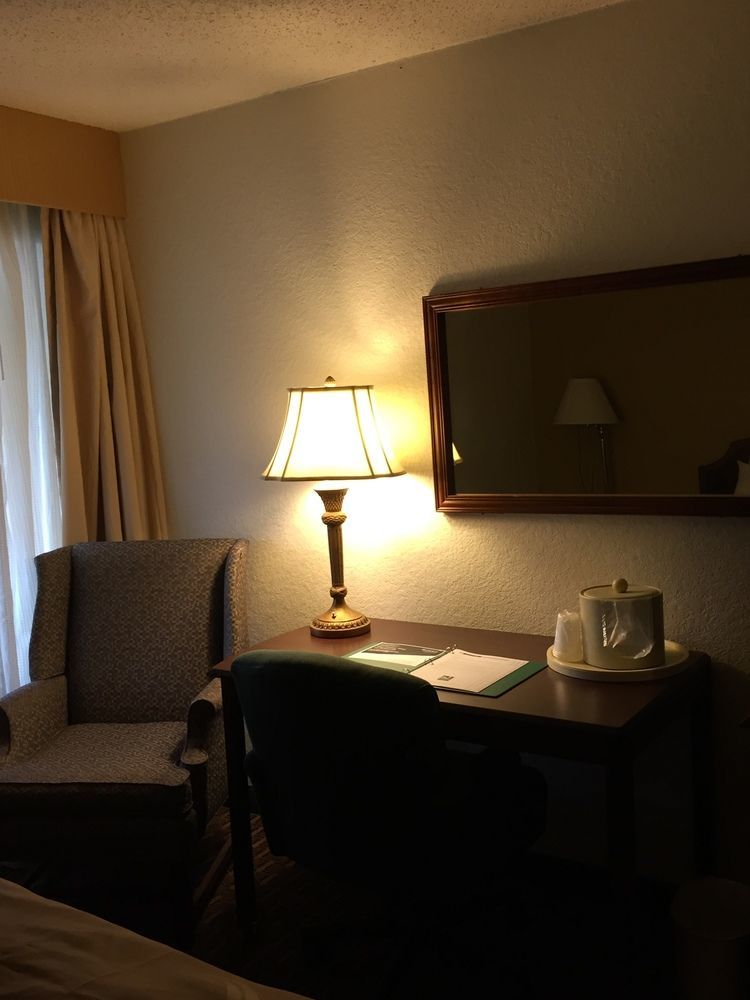 Quality Inn Milwaukee- Brookfield Esterno foto